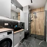 شقة Modena Jezyce Deluxe By Bookinghost *