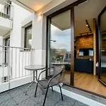 شقة Modena Jezyce Deluxe By Bookinghost