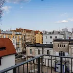 Modena Jezyce Deluxe By Bookinghost *