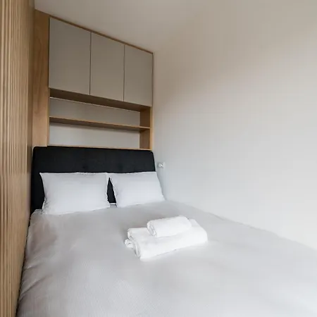 Modena Jezyce Deluxe By Bookinghost * Poznan