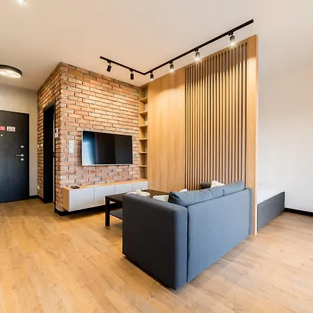 Apartment Modena Jezyce Deluxe By Bookinghost *